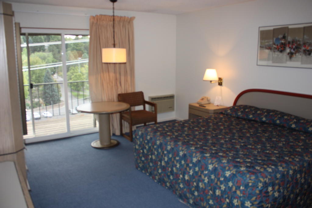 Nendel'S Motor Inn Pullman Oda fotoğraf